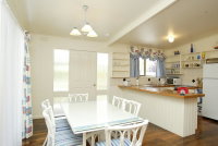 Beachwalk Cottage