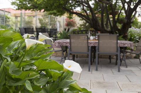 Bed And Breakfast In Perth - Hotel NSW 3