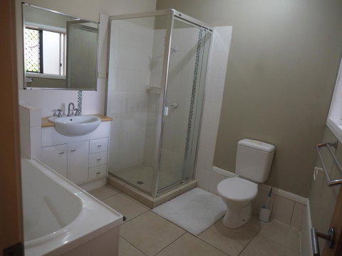 Bed And Breakfast With Airport Transfers And Rental Car - Hotel NSW 2