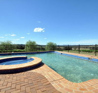 Beggars Bridge Vineyard Homestead w/ pool  wifi  tennis  vineyard - Hotel NSW