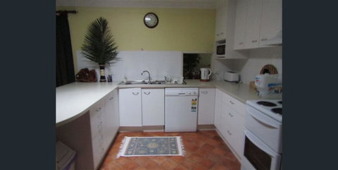 Bellara Holiday Home - Hotel NSW 3
