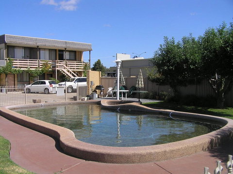 Belltower Motor Inn - Hotel NSW 3
