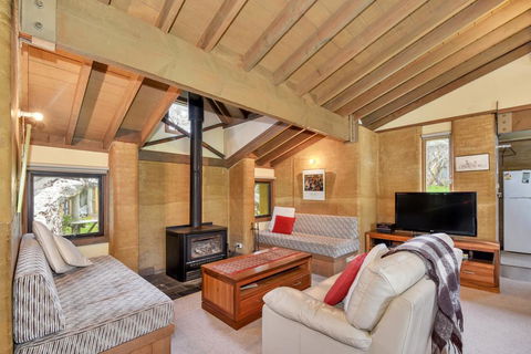 Bidgee Widgee - Hotel NSW 1