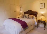 Book Emerald Accommodation Vacations Hotel NSW Hotel NSW