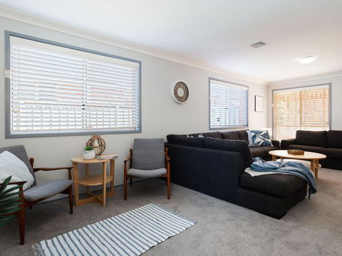 Blue Bay, 83a Rocky Point Road - Foxtel & Air Conditioning Downstairs - Hotel NSW 1