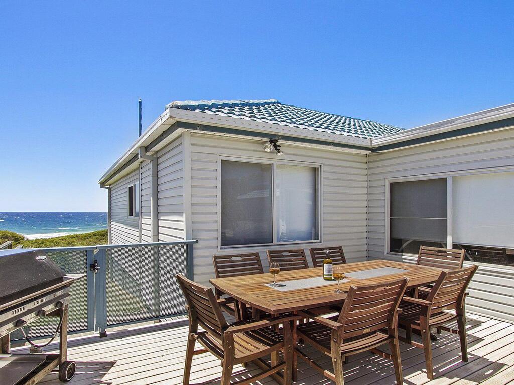 Culburra Beach NSW Hotel NSW