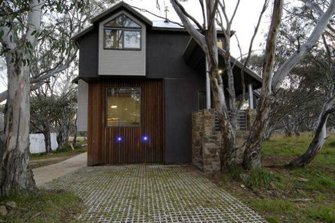 Blue Ice - Hotel NSW 0