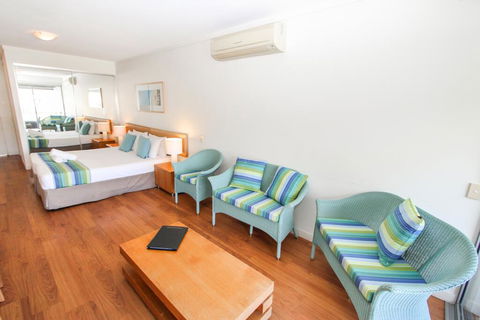 Blue On Blue Studio Room 1222 - Hotel NSW 1