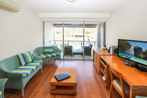 Blue On Blue Studio Room 1222 - Hotel NSW 3