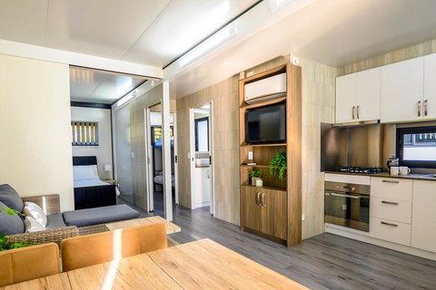 Blue Sapphire Village - Hotel NSW 2