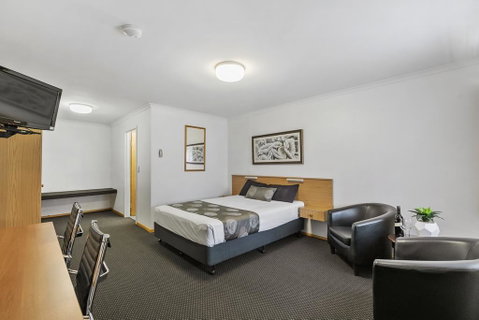 Blue Shades Motel - Hotel NSW 2