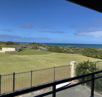 Blue Sky Escapes Seaview Apartment - Hotel NSW