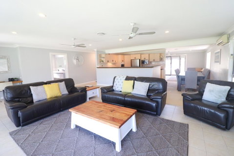 Boikon Beach House - Hotel NSW 2