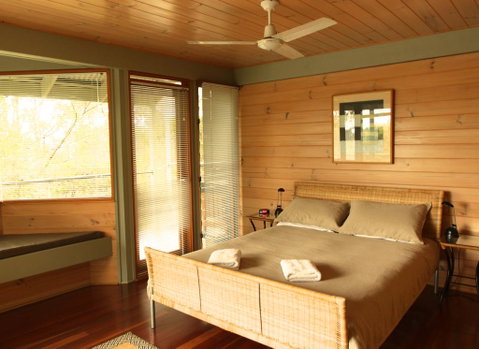 Bombah Point Eco Cottages - Hotel NSW 3
