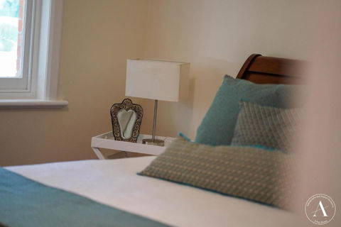 The Vigneron Villa - Hotel NSW 3