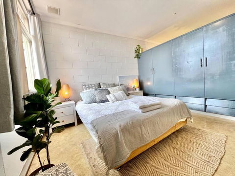The Sand Castle - Hotel NSW 3