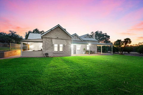 The River Block - Hotel NSW 1