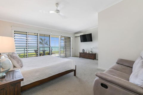 Absolute Beachfront Bliss-Best Location In Darwin - Hotel NSW 0