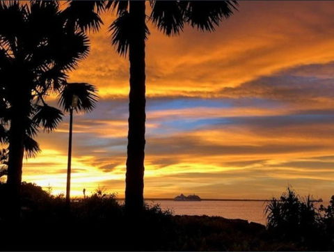Absolute Beachfront Bliss-Best Location In Darwin - Hotel NSW 3