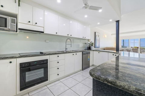 Absolute Beachfront Bliss-Best Location In Darwin - Hotel NSW 4