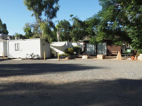 Heritage Caravan Park - Hotel NSW 2