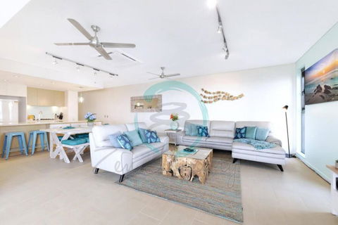 ZEN POINT PENTHOUSE 3-BR Executive W/front Retreat - Hotel NSW 3