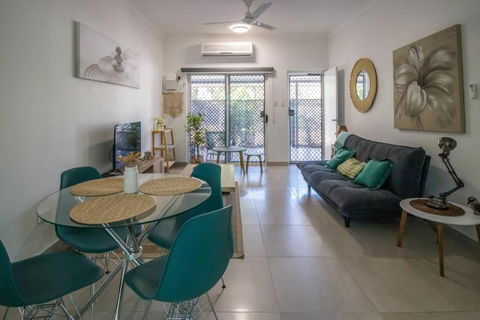 ZEN GARDEN - COZY 2-BR + Modern Design W/ Aircon - Hotel NSW 0