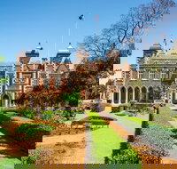 Perth Scavenger Hunt Perched On A Swan - Hotel NSW