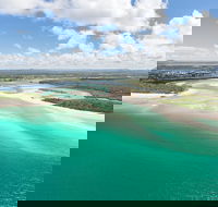 Deluxe Seaplane Tour Noosa to Glasshouse Adventure for 2 with Photobook - Hotel NSW