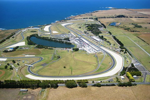 Phillip Island Helicopter Tour - Hotel NSW 4