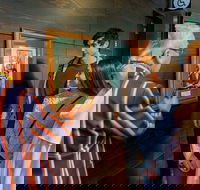 Melbourne Sports Experience  Free MCG Tour - Hotel NSW