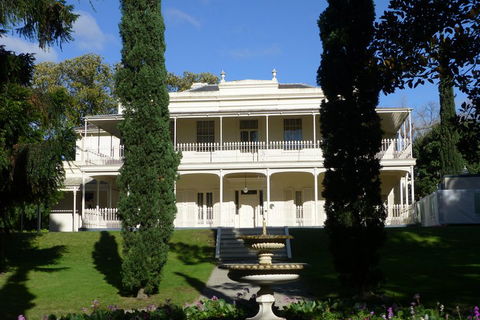 Melbourne City Tour: Lifestyle Of The Rich And Famous - Hotel NSW 0