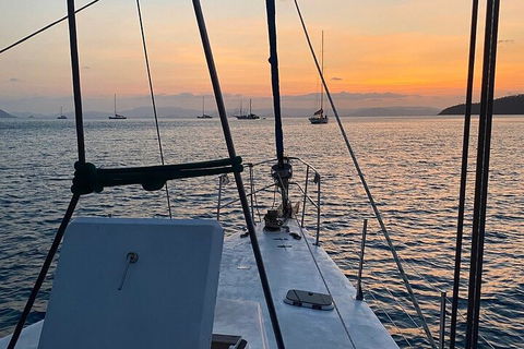 2 Night Small Group Whitsundays Sailing Adventure Aboard Mandrake - Hotel NSW 2