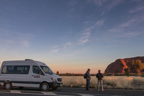 Highlights Of Uluru Including Sunrise And Breakfast - Hotel NSW 2