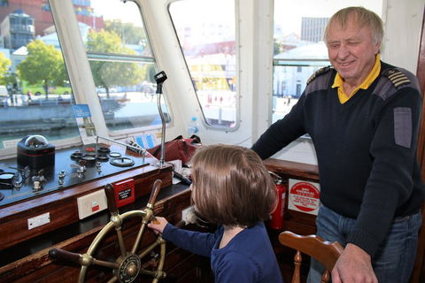 Derwent River Historic Harbour Cruise From Hobart - Hotel NSW 4