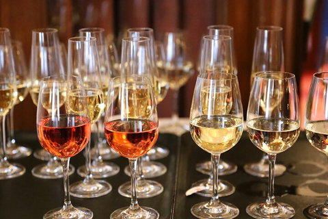 Yarra Valley, Dandenong Ranges Inc. Lunch With Wine,plus Morning Tea,chocolate - Hotel NSW 5