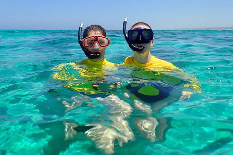 Lagoon Explorer - Ningaloo Reef Full-Day Kayaking And Snorkeling Adventure - Hotel NSW 4