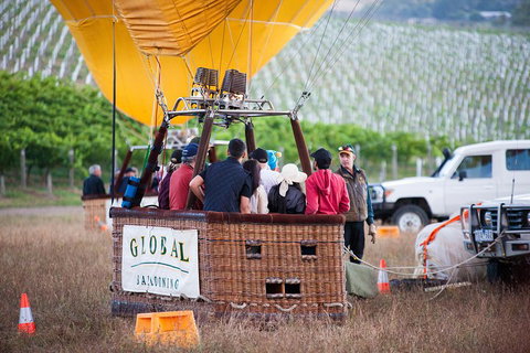 Yarra Valley Balloon Flight And Winery Tour - Hotel NSW 2