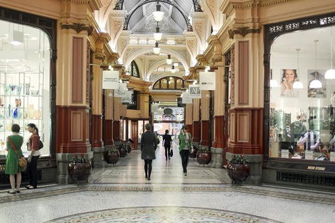 Small-Group Melbourne Sightseeing Tour - Hotel NSW 2
