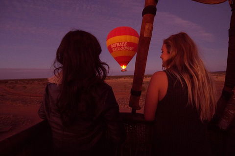 Early Morning Ballooning In Alice Springs - Hotel NSW 1