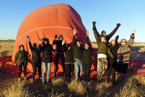 Early Morning Ballooning In Alice Springs - Hotel NSW 5
