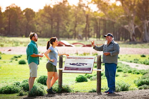 Yura Udnyu - Our Culture, Your Culture (Aboriginal Cultural Walk) - Hotel NSW 3